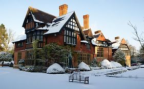 Best Western Plus Grim'S Dyke Hotel